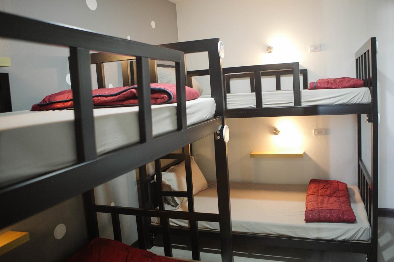 Full Stop. Hostel Τσιάνγκ Μάι Εξωτερικό φωτογραφία
