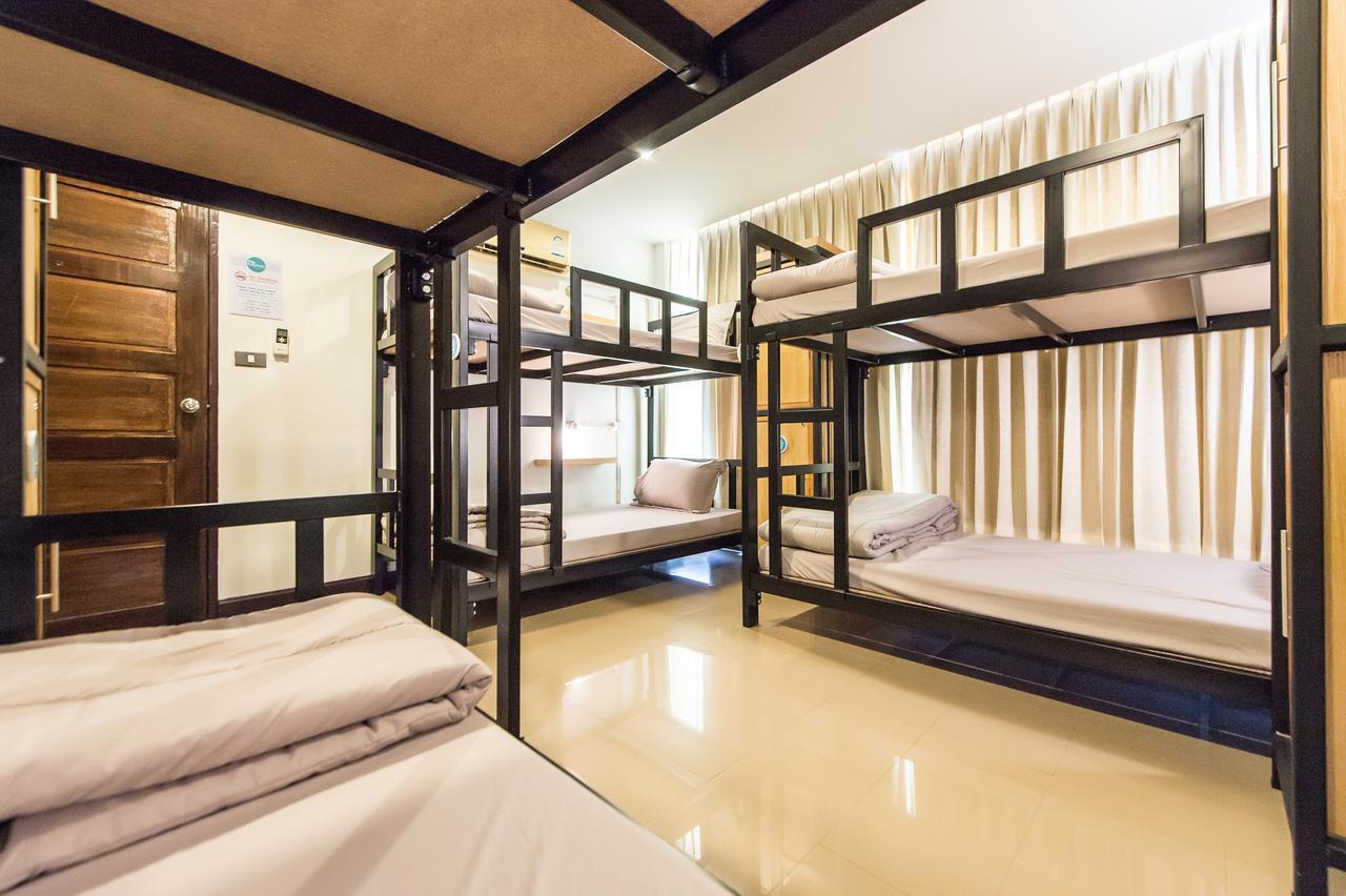 Full Stop. Hostel Τσιάνγκ Μάι Εξωτερικό φωτογραφία