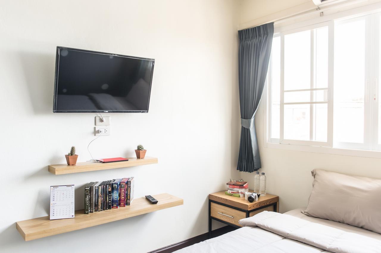 Full Stop. Hostel Τσιάνγκ Μάι Εξωτερικό φωτογραφία